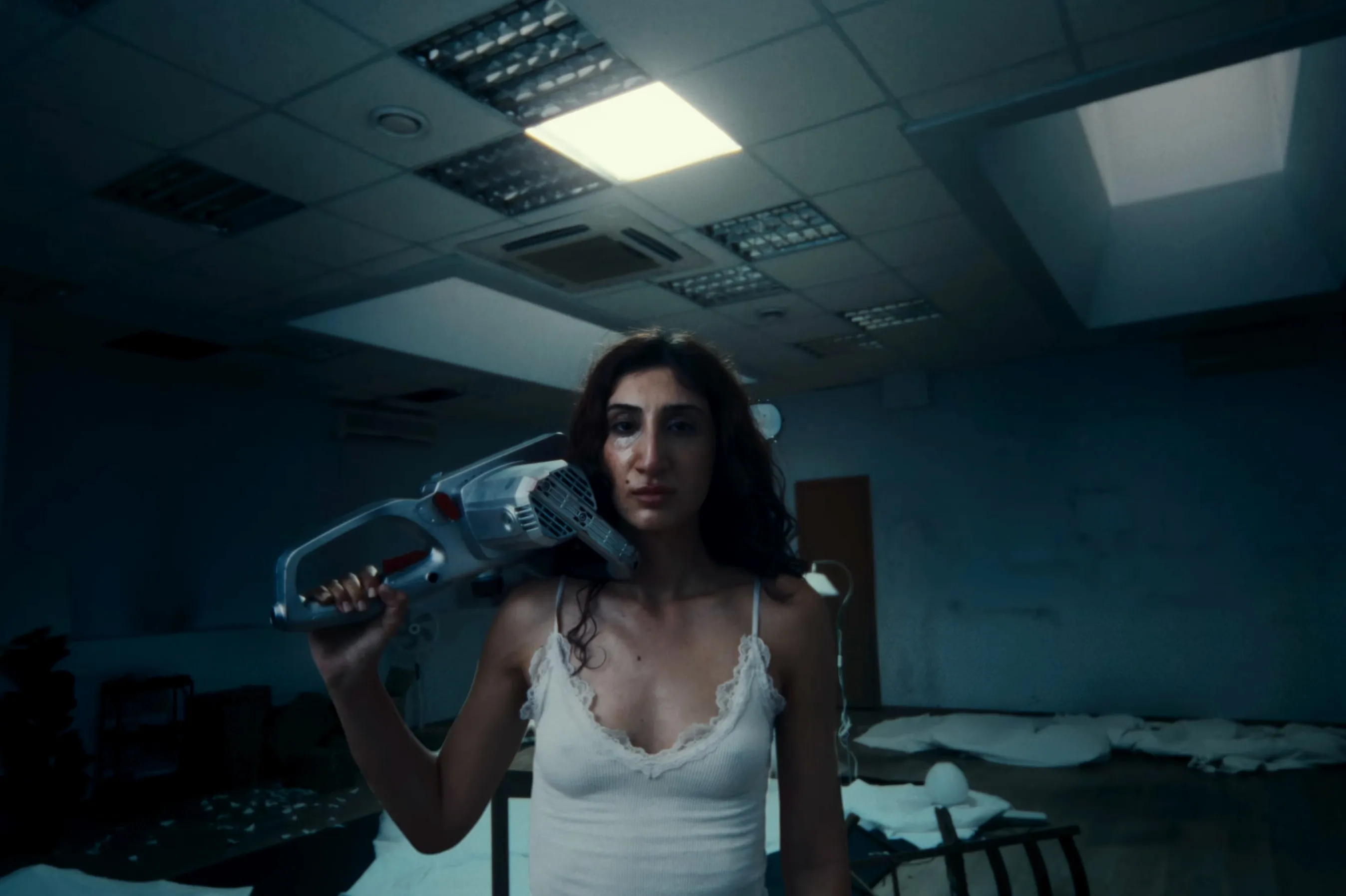 ROZALIA — BOLSHE NE POYMAESH — still 1