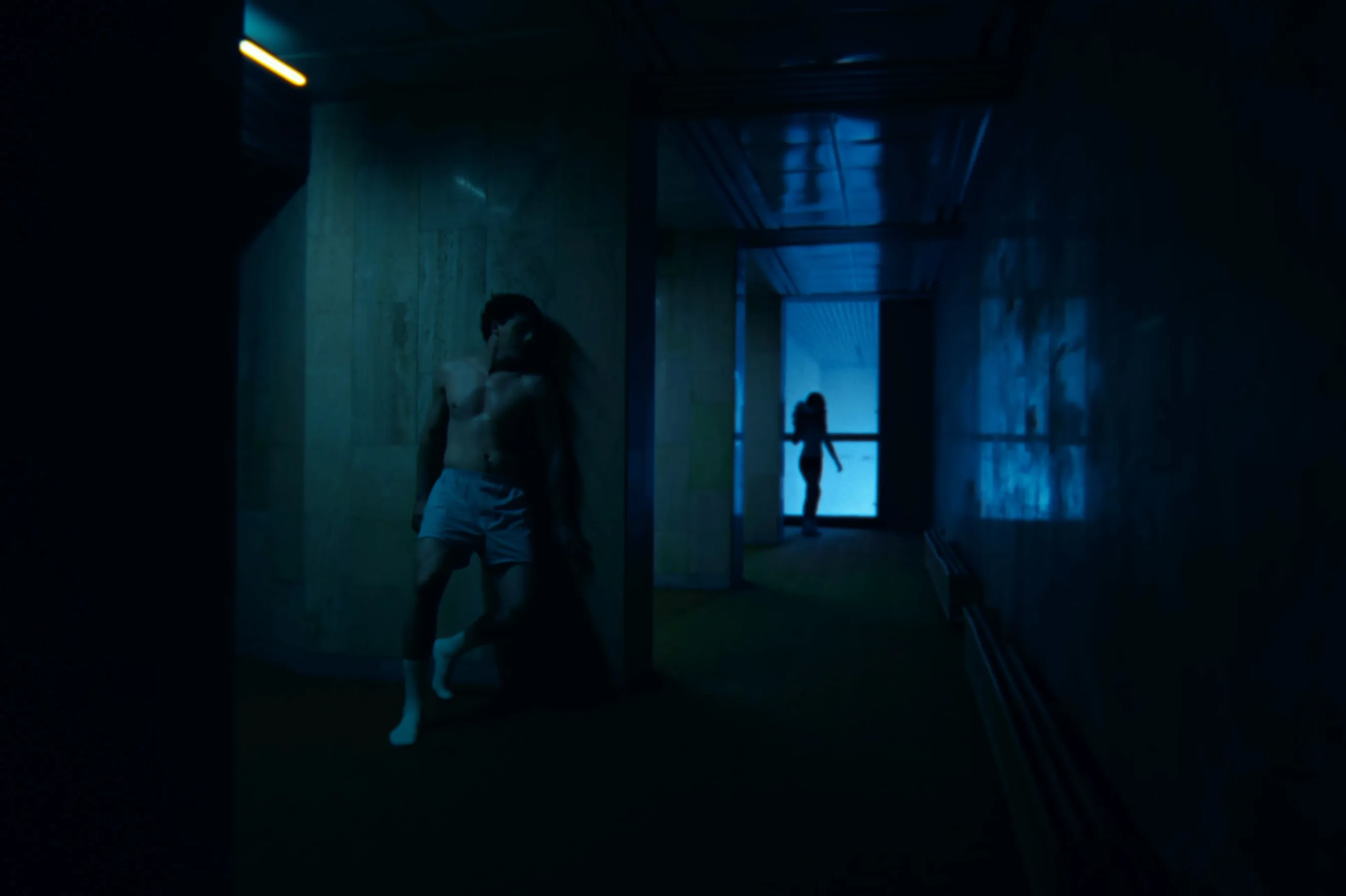 ROZALIA — BOLSHE NE POYMAESH — still 2