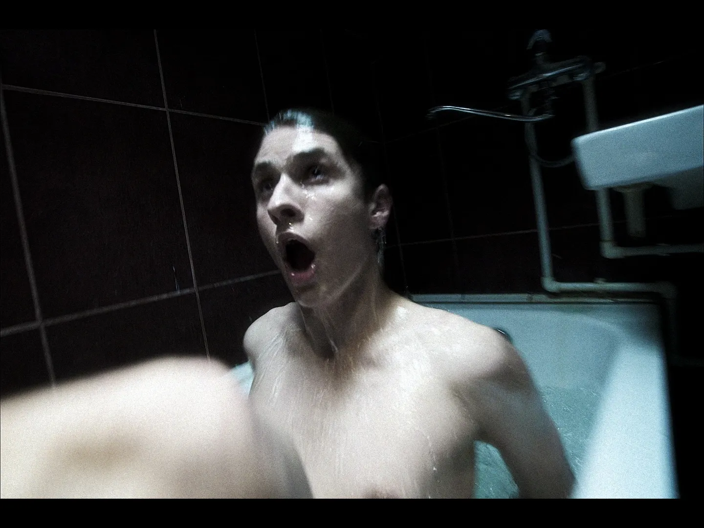 INSOMNIA — still 2